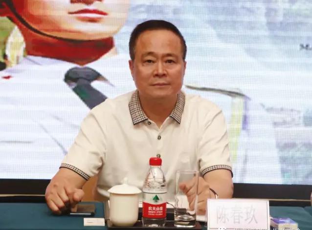 北京福建企業(yè)總商會(huì)黨委書記、會(huì)長陳春玖